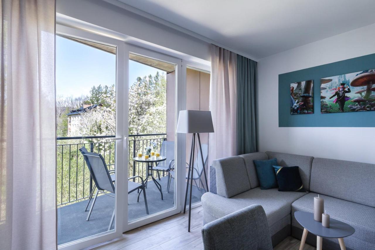 Apartament Konopnickiej 11/23 *